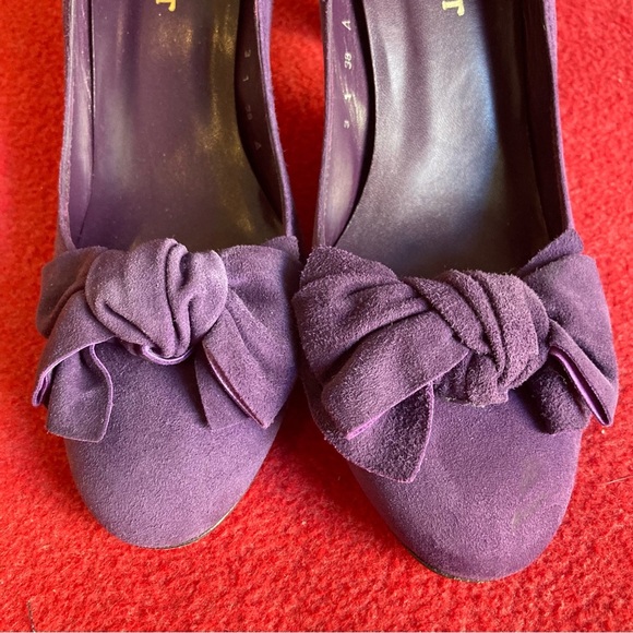 LK BENNETT Sz 38 Velvet Suede Bow At Front Rounded Toe Pumps Heels - Picture 3 of 10